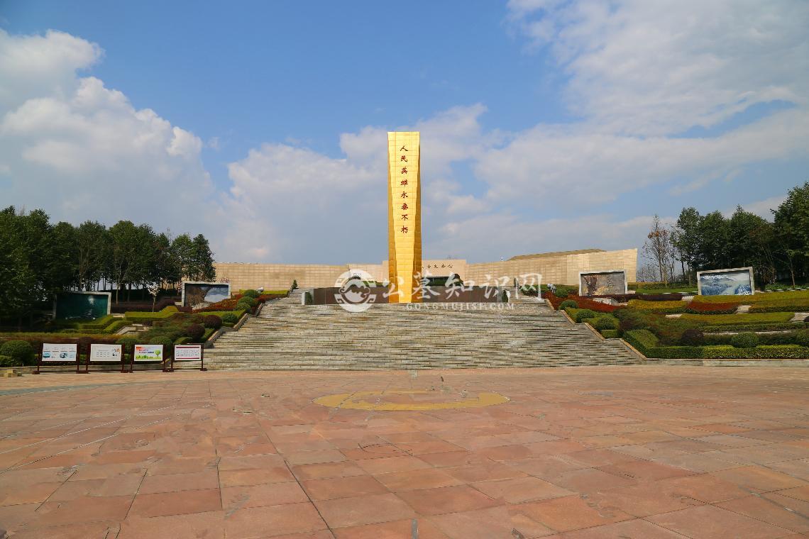 成都市烈士陵园环境图片
